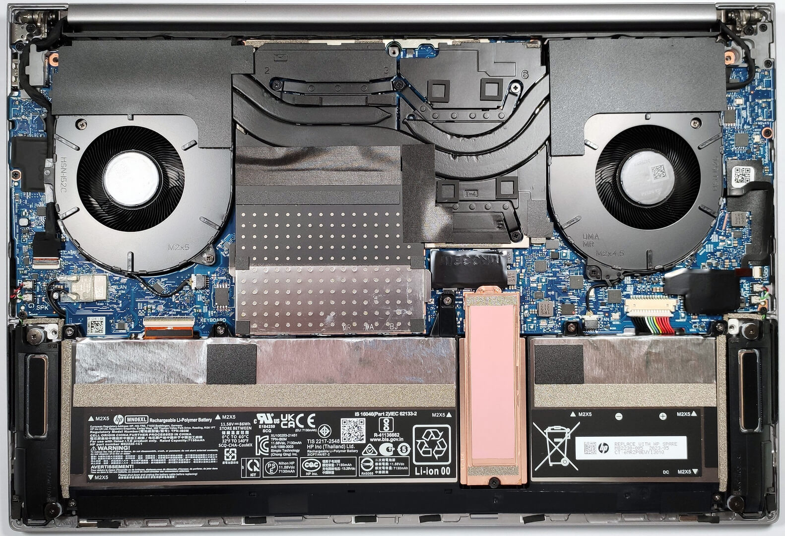 Internal Photo of HP ZBook Studio 16 G9 G10 HSN-152C N10924-001 GPU fan original (HP ZBook Studio 16 G10)